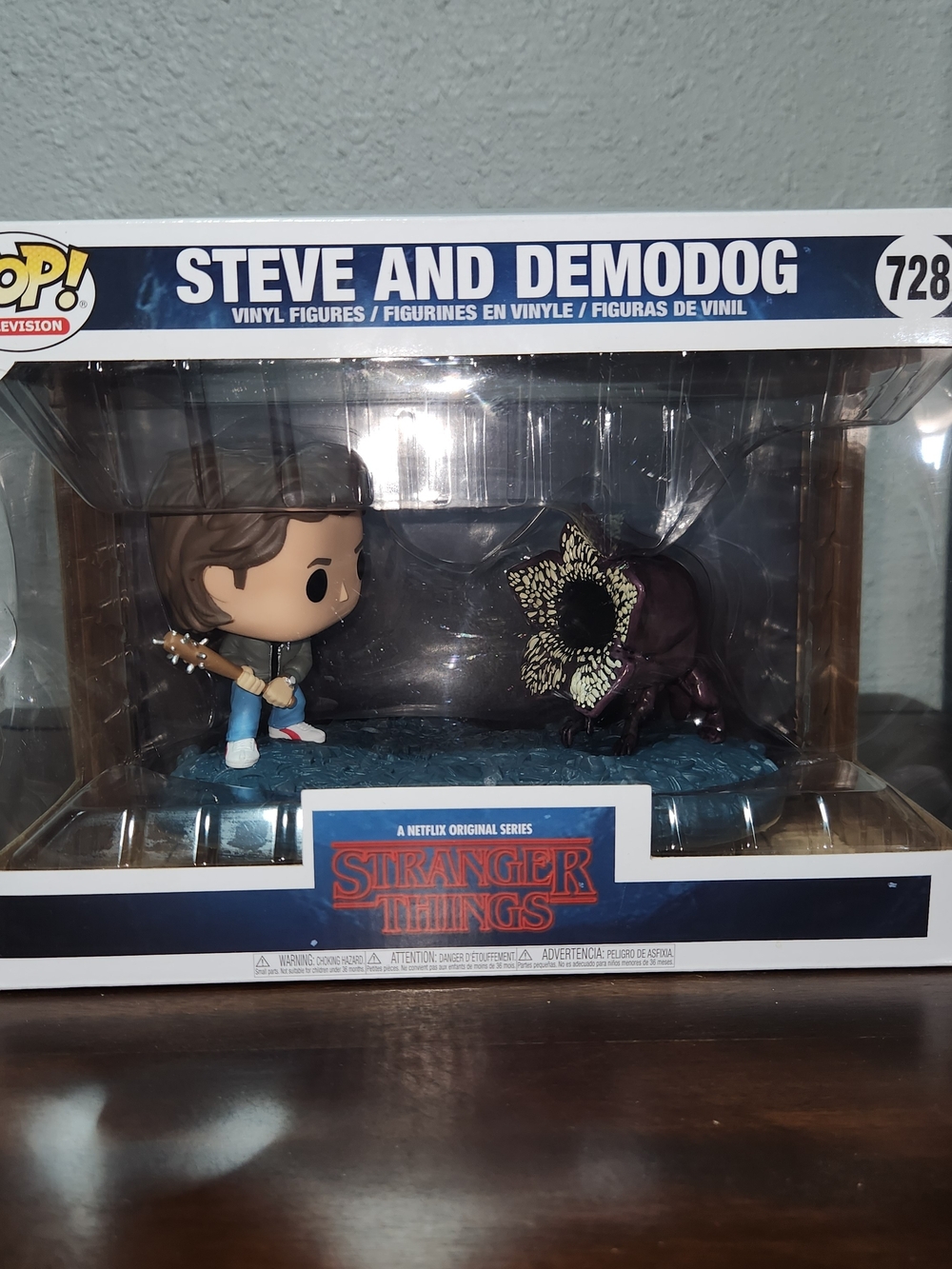 Funko Pop! Television Stranger Things Steve & Demodog Vinyl Figure #728